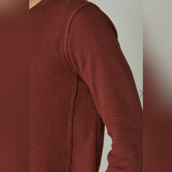 Lucky Brand Garment Dye Thermal Crew Size XL in Pomegranate Red NWT - Picture 3 of 9